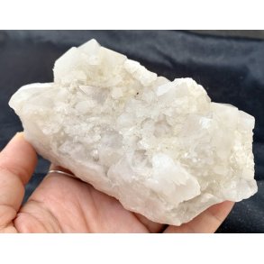 Snekvarts klynge fra Himalaya