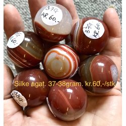 Silke agat kugle. 37-38gram. 