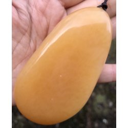 Gul honing calcit hndstykke. Ca. 200gram. 9cm