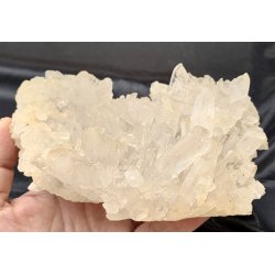 Stor bjergkrystal klynge 752gram. 