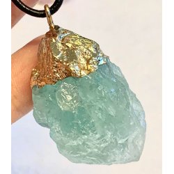 natur r mineralsten vedhng