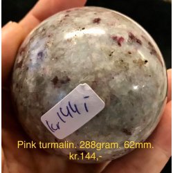 pink turmalin kugle -11, (288gram)