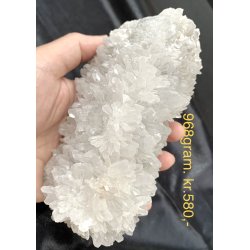Stor bjergkrystal klynge 968gram. 