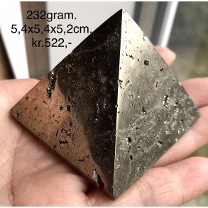 Pyrit pyramid 232gram. 