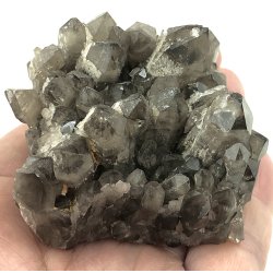 Rgkvarts krystal klynge-1