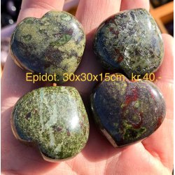 Epidot sten hjerte. 30x30x15mm. 