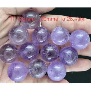 Ametyst sm kugle 11-12gram. 19,5mm. 
