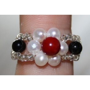 perler og koral ring