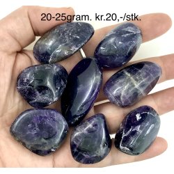 Sort / mrk ametyst lommesten. 20-25gram. 