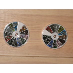 hotfix rhinsten ss16, 4mm, &aelig;ske a og b.