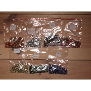 hotfix rhinsten ss16, 4mm, 288stk &aacute; pose, 24 farve