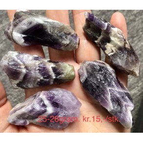 Natur r ametyst tand. 25-28gram
