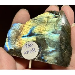 Labradorit 1/2 poleret og 1/2 r�, 96gram. 