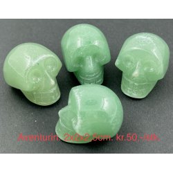 Grn aventurin. 2x2x2,5cm. 