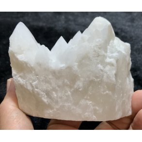 Snekvarts klynge-19. 370gram. 