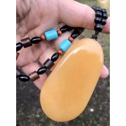 Gul honing calcit hndstykke. Ca. 200gram. 9cm