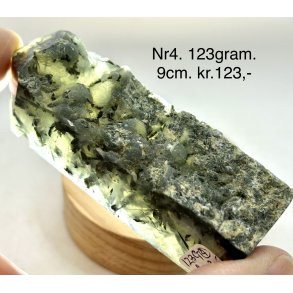 1/2 poleret + 1/2 r Prehnit trn-4