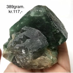 Grn flourit kubus klynge. 389gram. 