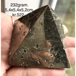 Pyrit pyramid 232gram. 
