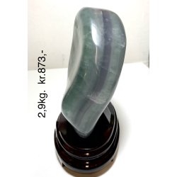 Free form flourit 2,9kg. 