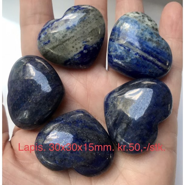 Lapis lazuli hjerte. 30x30x15mm. 