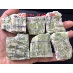 Natur r caribisk calcit ca. 50gram/stk. 