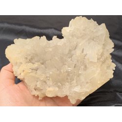 Stor bjergkrystal klynge 752gram. 