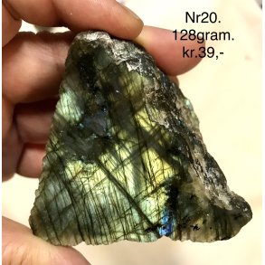 Labradorit 1/2 poleret og 1/2 r�-20