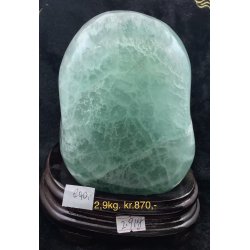 Free form flourit 2,9kg. 