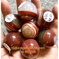 Silke agat kugle. 37-38gram. 