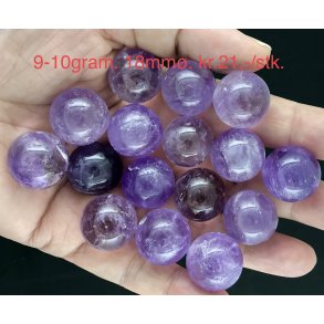Ametyst sm kugle 9-10gram. 18mm. 