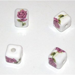 pc-7, Porcelænsperler m/motiv 12x12mm.