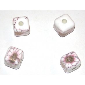 pc-8, Porcelænsperler m/motiv 12x12mm.