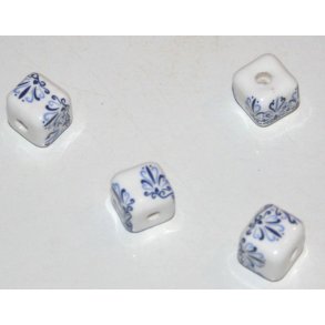pc-11, Porcelænsperler m/motiv 12x12mm.