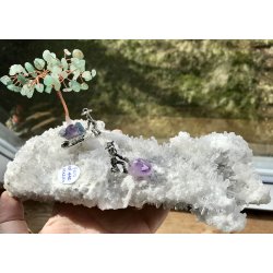 Bjergkrystal+ametyst, akvamarin+aventurin tr med minerarbejde, 935gram. 