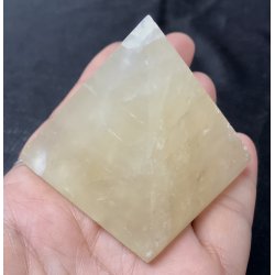 Honning calcit pyramide-13