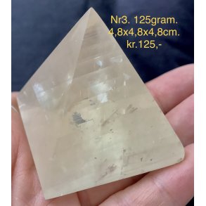 Honning calcit pyramide-3