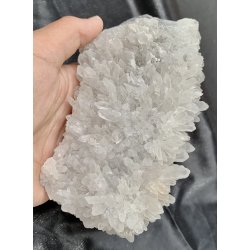 Stor bjergkrystal klynge 968gram. 