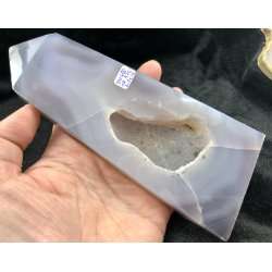 Agat med krystal trn-6