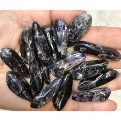 Sort / mrk ametyst tand. 7-10gram. 