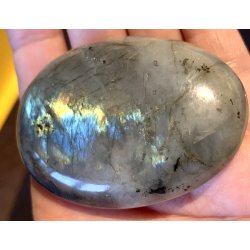 Labradorit palmsten-2