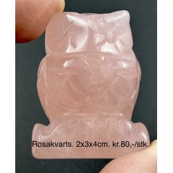 Rosakvarts. 2x3x4cm. 