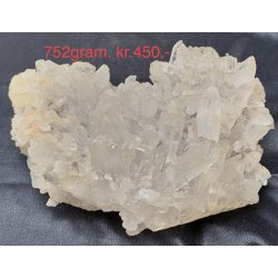 Stor bjergkrystal klynge 752gram. 
