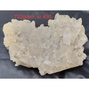 Stor bjergkrystal klynge 752gram. 