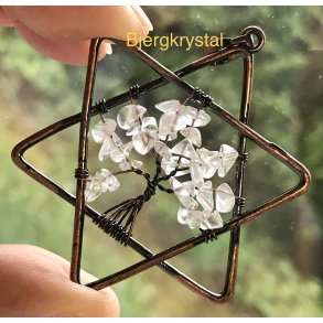 4cm. livets tr vedhng med bjergkrystal