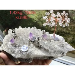Bjergkrystal+ametyst, akvamarin+bjergkrystal tr med minerarbejde, 1,43kg. 