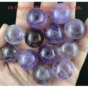 Ametyst sm kugle 14-15gram. 21,5mm. 