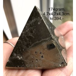 Pyrit pyramid 174gram. 