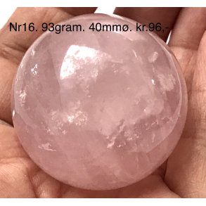 Rosakvarts kugle-16