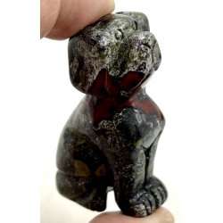 Epidot med jaspis. 2x3x5cm. 